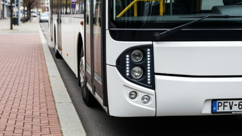 Nowa era transportu na Bardzkiej: szybsze dojazdy z Jagodna do centrum Wrocławia!