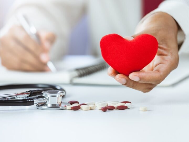 Policjanci z konwoju uratowali mężczyznę po omdleniu w sądzie