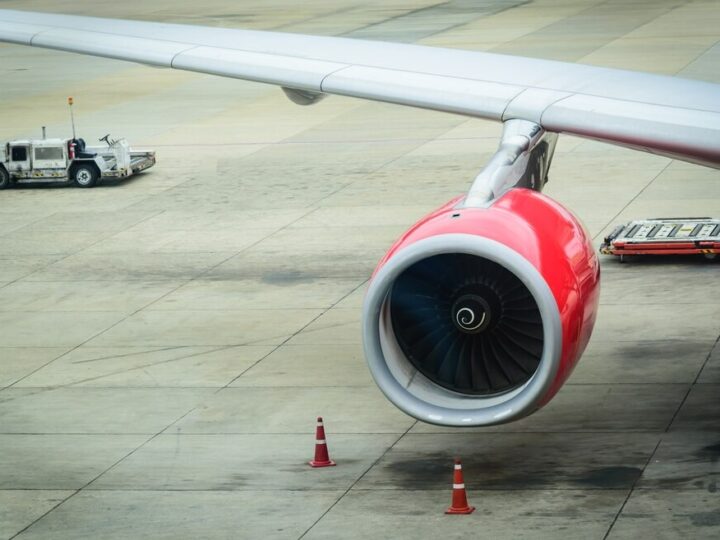 Nowe kierunki, wielkie inwestycje, w tle wojna na Bliskim Wschodzie. Co czeka lotnisko we Wrocławiu?