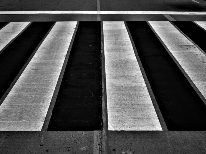 Bezpieczniejsza Wrocław: Nowe progi zwalniające na kluczowych ulicach