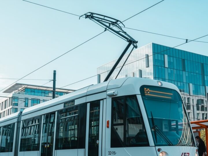 Wrocław wzbogaca tabor: Nowy tramwaj PESA 146N Twist już na torach!