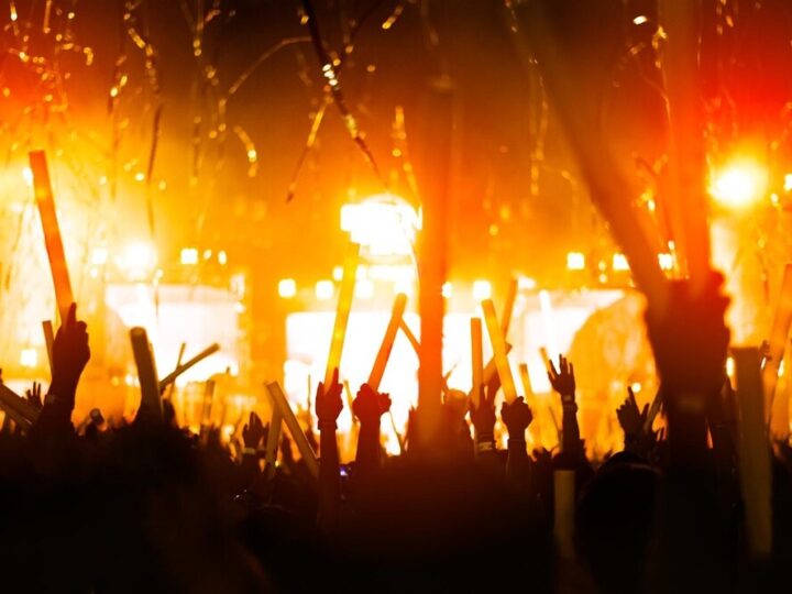 Kobieta w języku: Wykład prof. Jana Miodka w Klubie Muzyki i Literatury