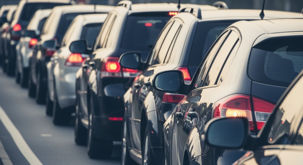 Kolizja busa z tramwajem we Wrocławiu: Zmiany w ruchu tramwajowym!