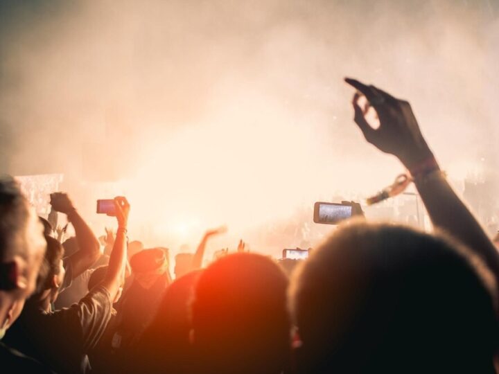 Muzyczne wspomnienia Zbigniewa Wodeckiego – koncert Roberta Rozmusa na Dzień Matki