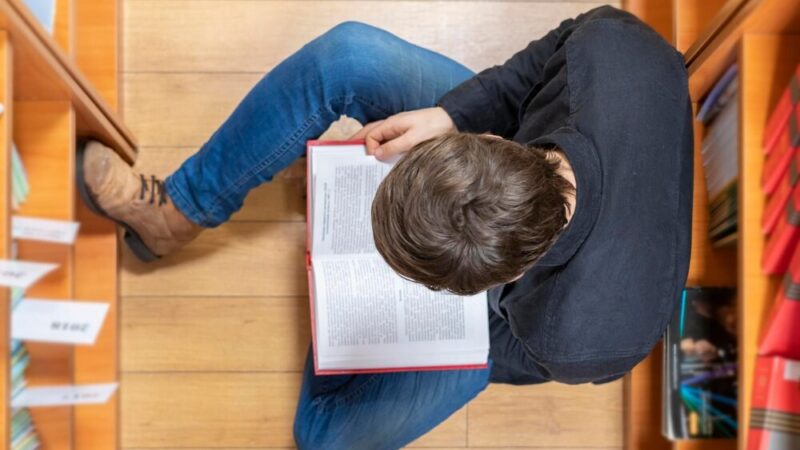 Wzmocnij świadomość prawną – weź udział w konkursie ofert!