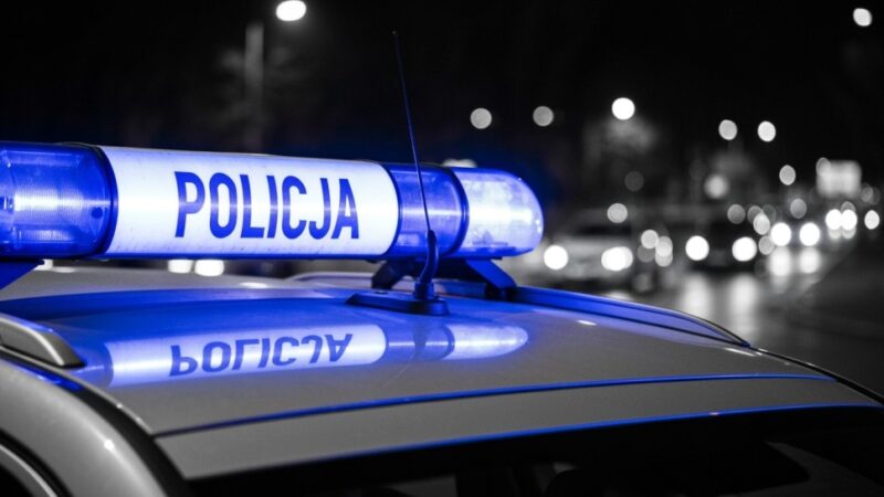 Młody motocyklista w niebezpiecznym pościgu przed policją!