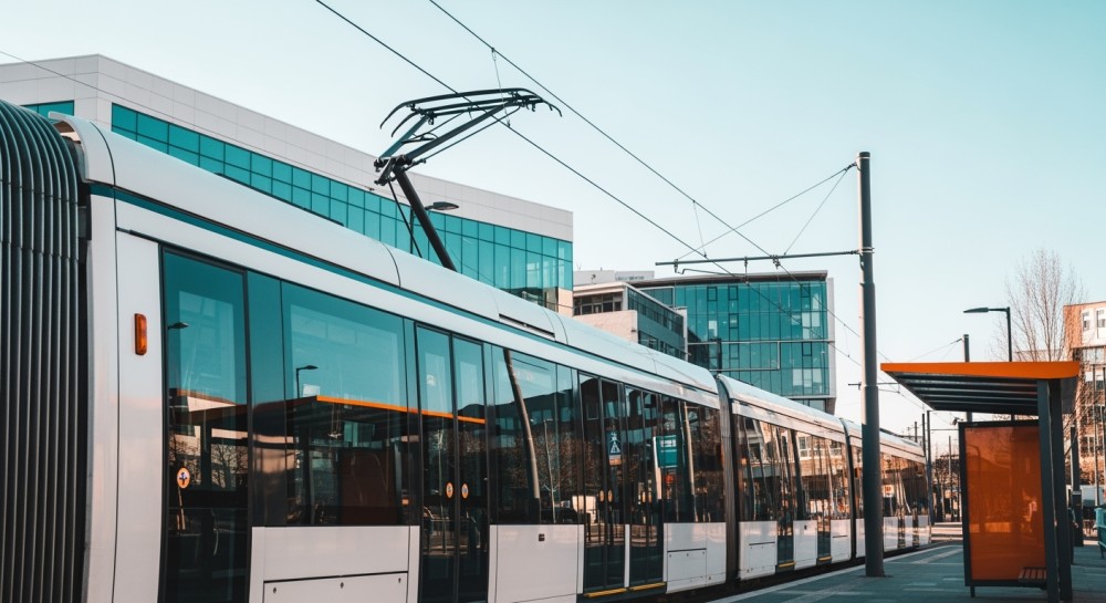 Awaria tramwajowa na Legnickiej: Objazdy i zmiany tras!