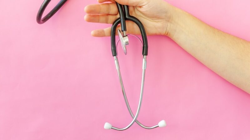 Zdobądź umiejętności ratujące życie – bezpłatne szkolenie z pierwszej pomocy we Wrocławiu!
