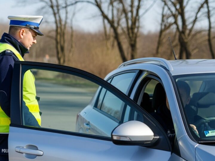 Motocyklista z szaleńczą prędkością 175 km/h zatrzymany przez policję!