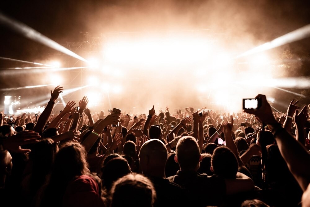 Muzyczne mosty między Wrocławiem a Warszawą: Bezpłatny koncert na Komuny Paryskiej
