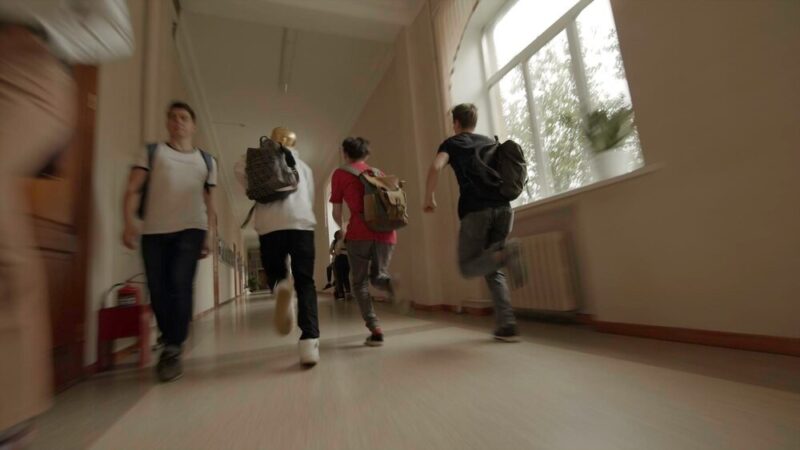 Technologiczne wsparcie dla seniorów – bezpłatne szkolenie w Radwanicach!