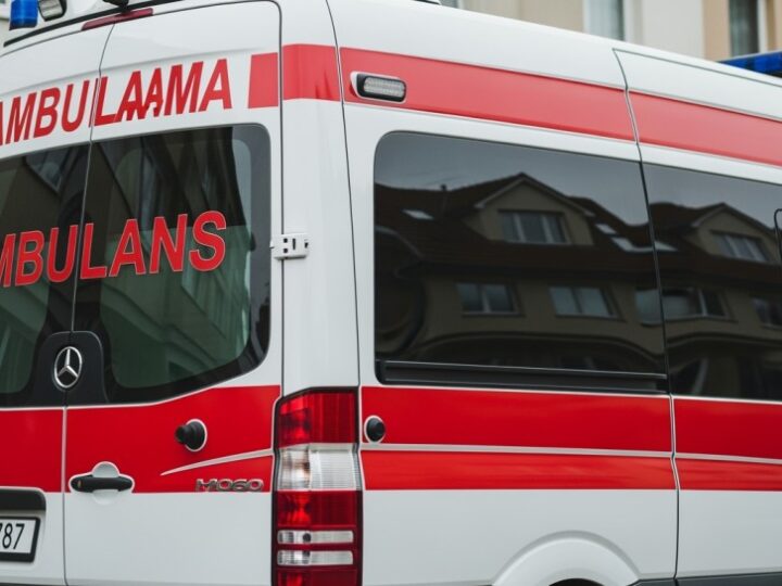Dramatyczna akcja na A4: Policja ratuje pacjenta w awaryjnym ambulansie