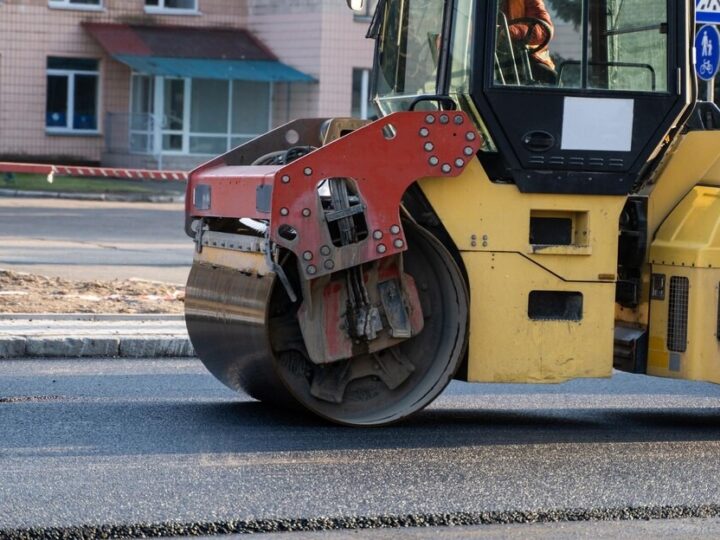 Nowa infrastruktura na Brochowie: Wiadukty i chodniki dla bezpieczeństwa mieszkańców