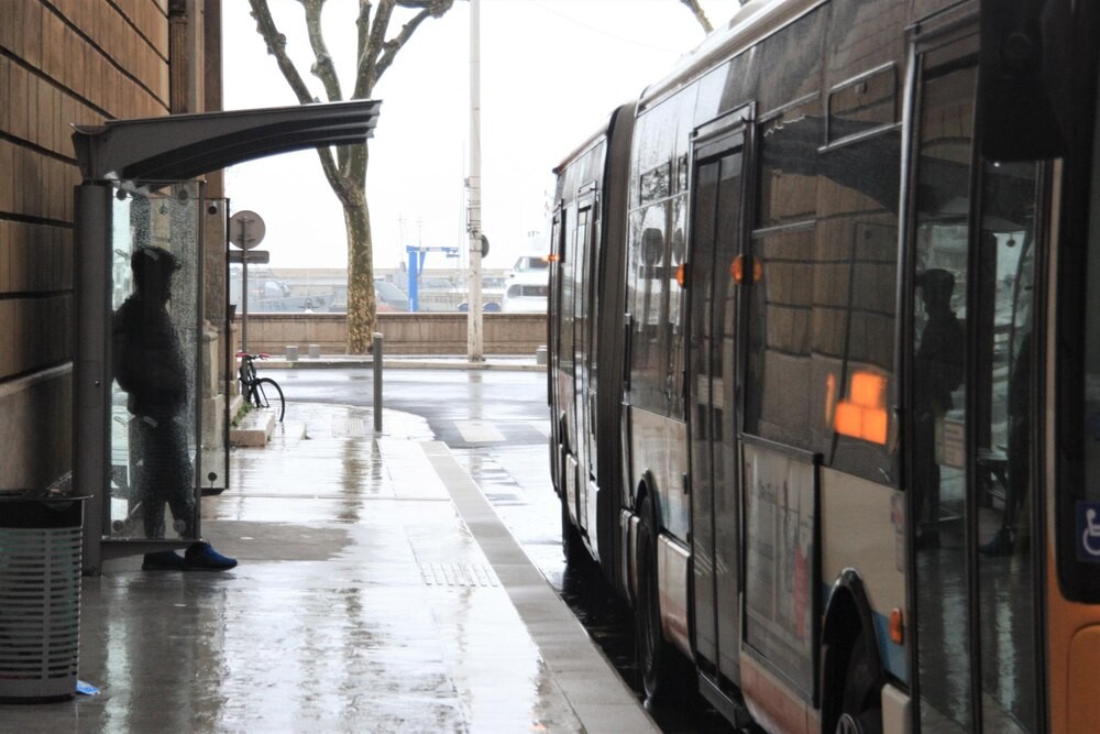 Nowe rondo na Komandorskiej: Autobus 125 zmienia trasę!