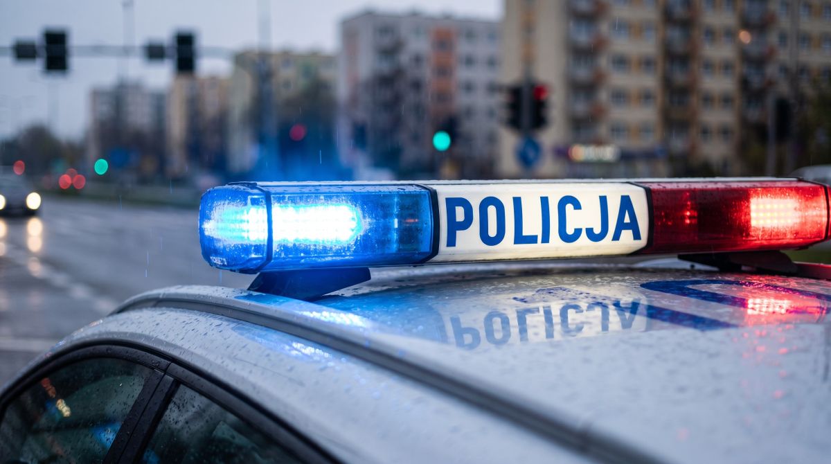 19-latek zniszczył elewację budynku. Alkohol nie zwalnia z odpowiedzialności!