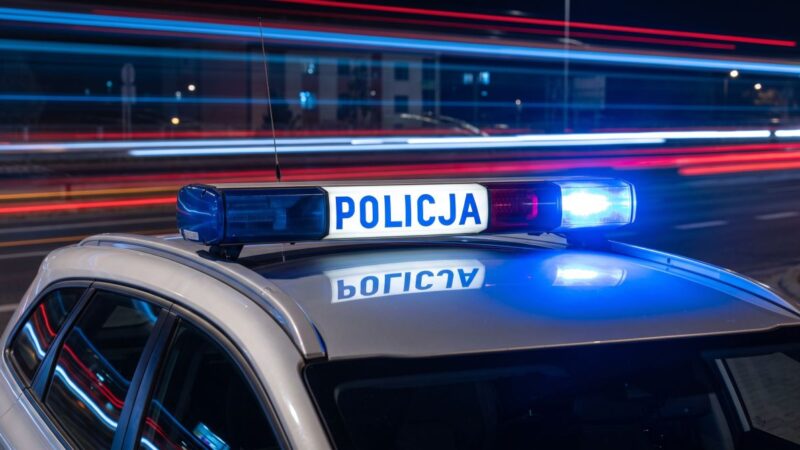 Legniccy policjanci przejęli 8800 papierosów, tytoń i spirytus bez akcyzy