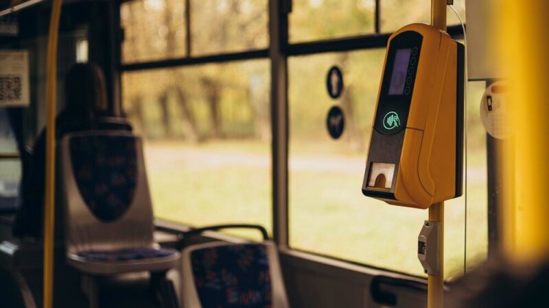 Rewolucja w komunikacji: Nowe rozkłady jazdy autobusów od października 2026!