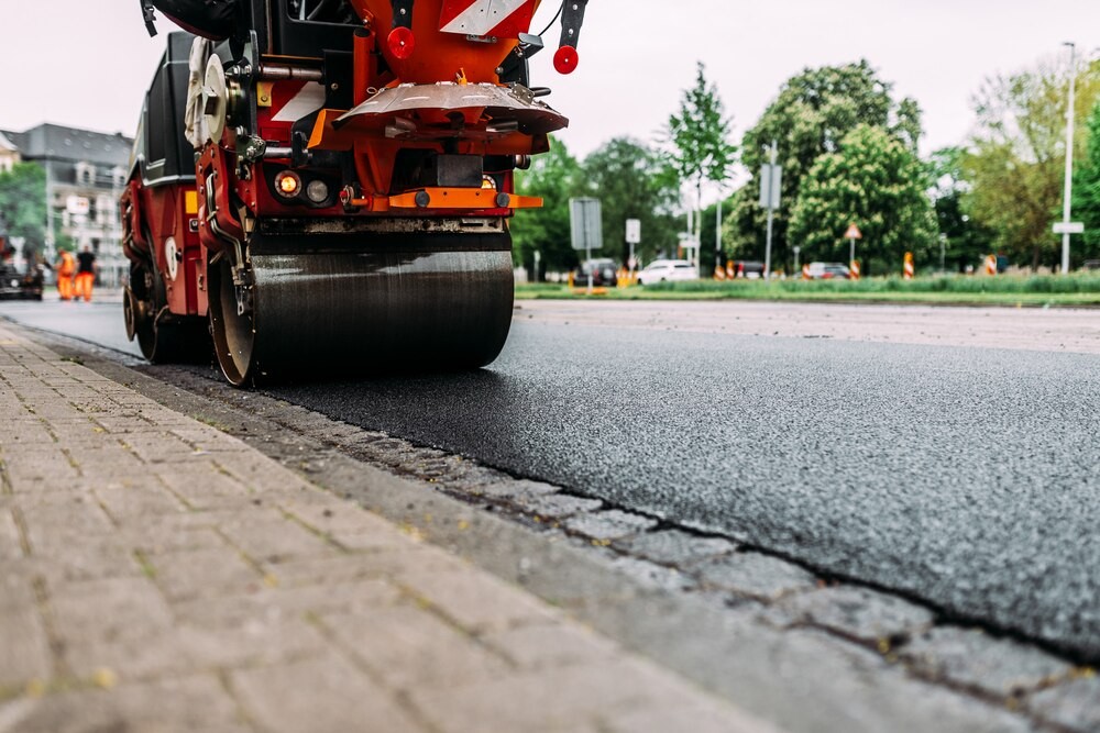 Wrocław: Rewolucja na ul. Bożego Ciała – budowa drogi rowerowej w toku!